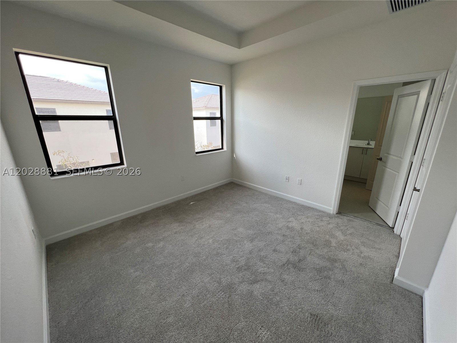 SIENA RESERVE - Residential Lease