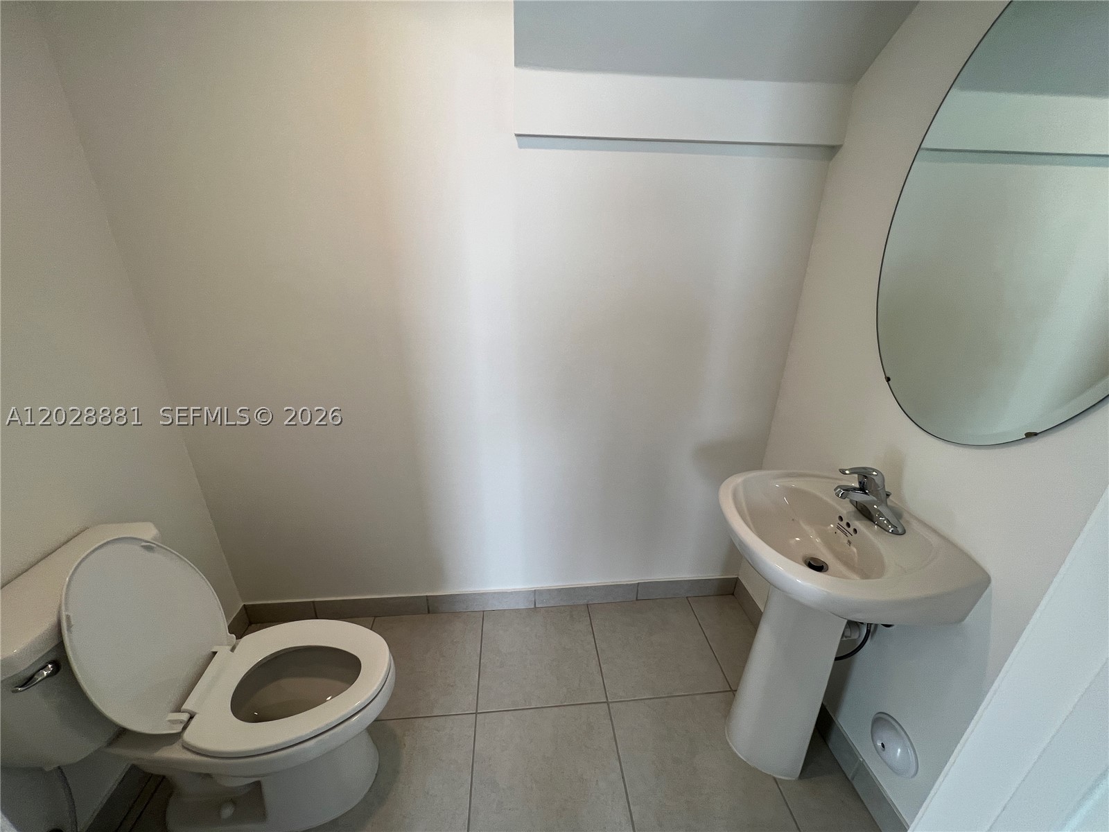 SIENA RESERVE - Residential Lease