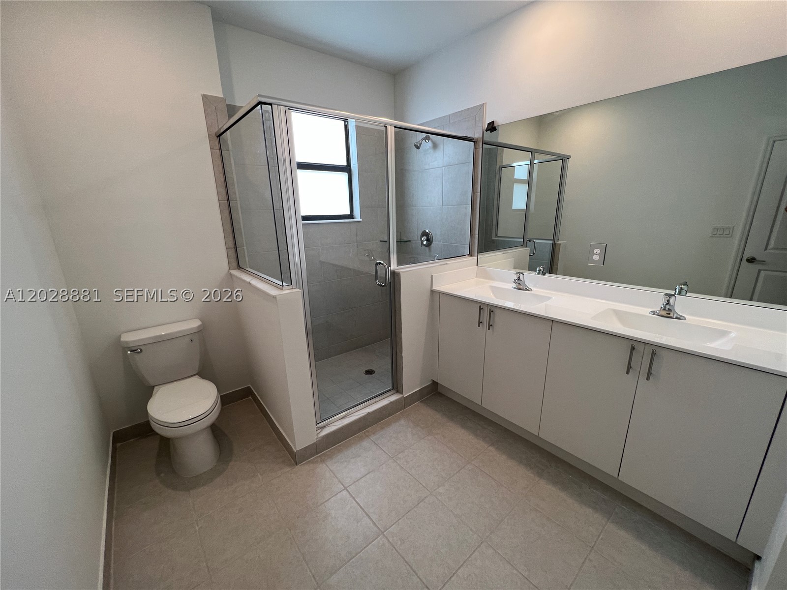 SIENA RESERVE - Residential Lease