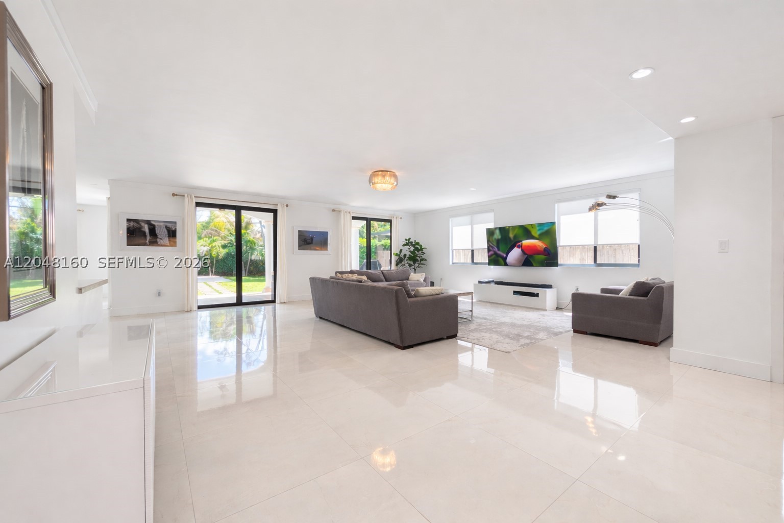 BRICKELL ESTATES - Residential