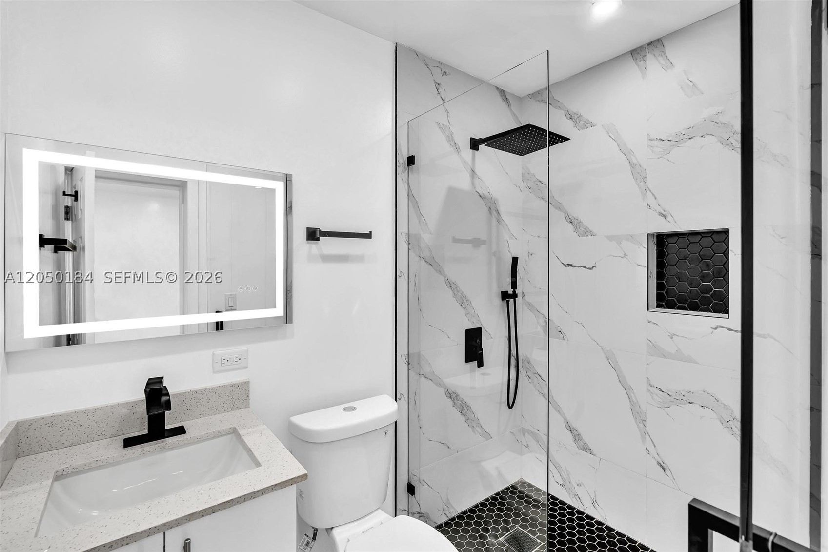PIERCES LEMON CITY - Residential Lease