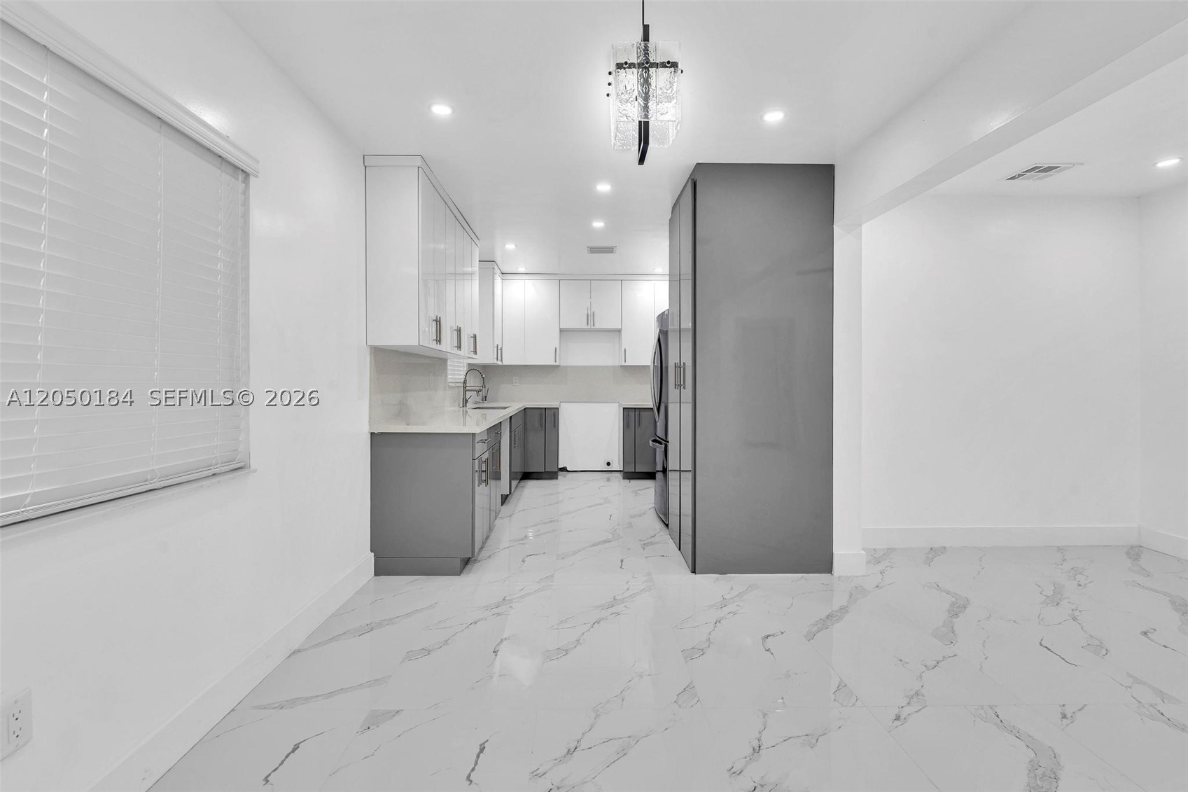 PIERCES LEMON CITY - Residential Lease