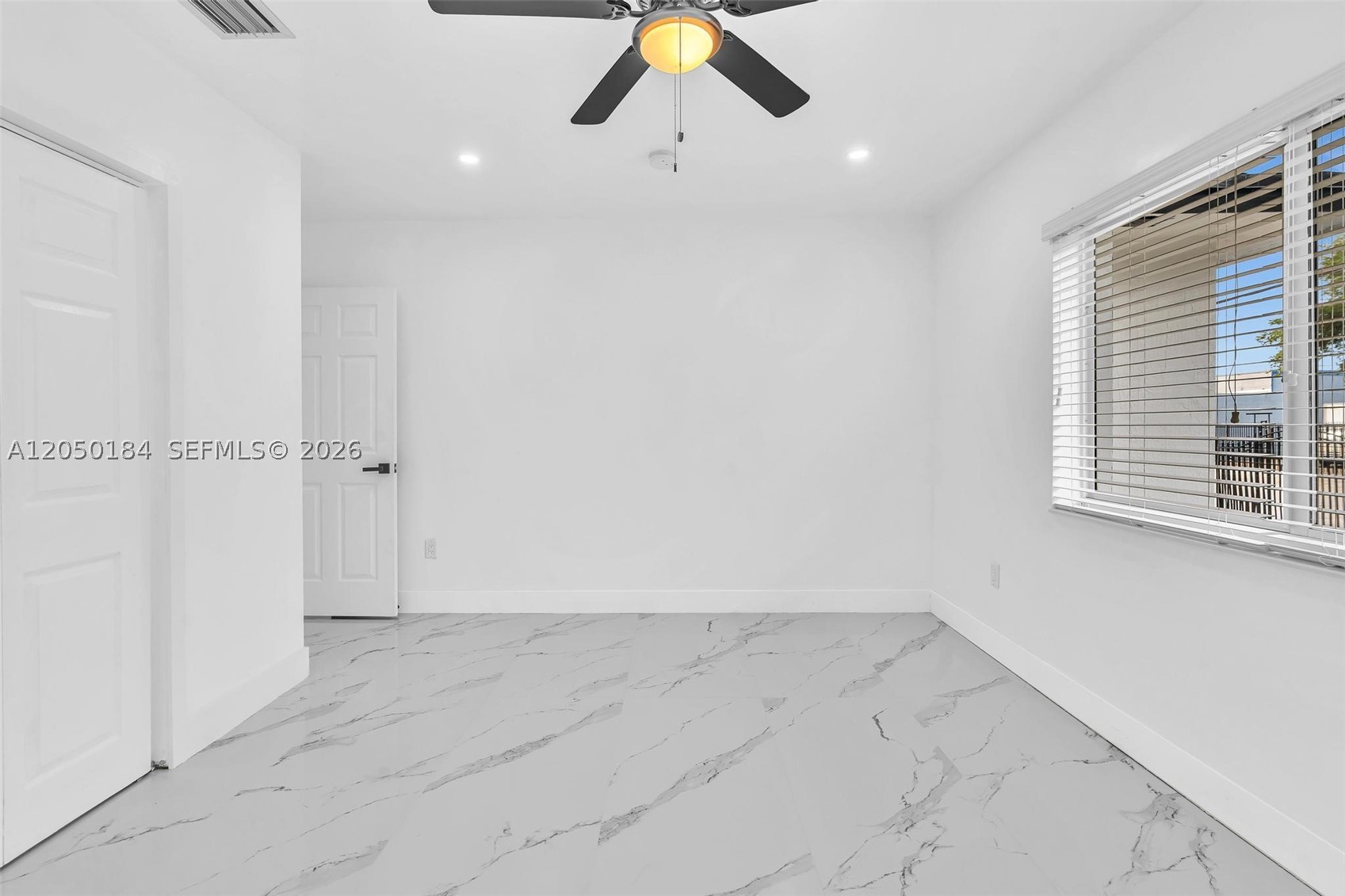 PIERCES LEMON CITY - Residential Lease