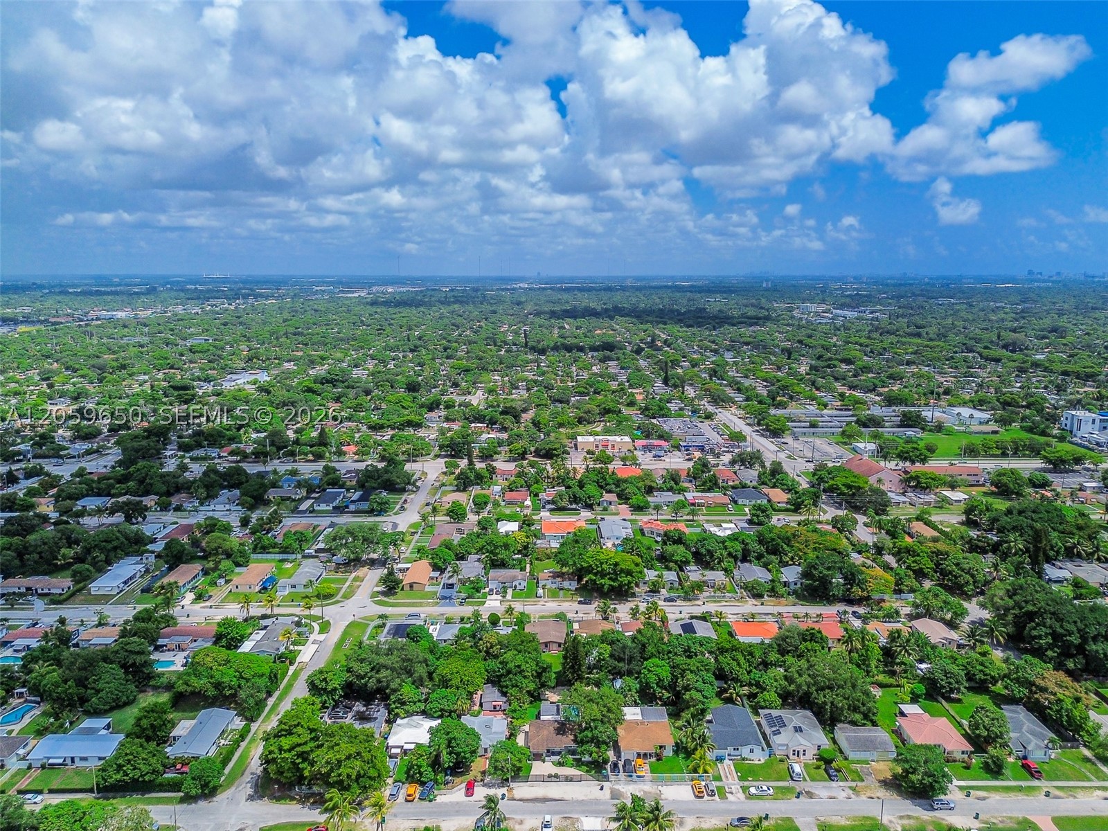 LA PALOMA - Residential