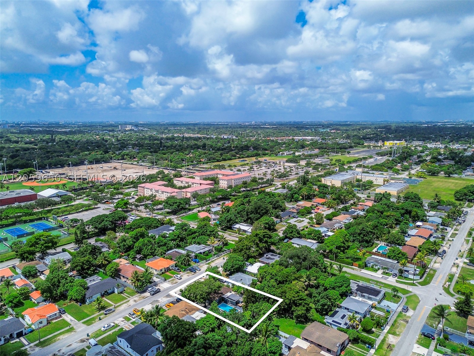 LA PALOMA - Residential