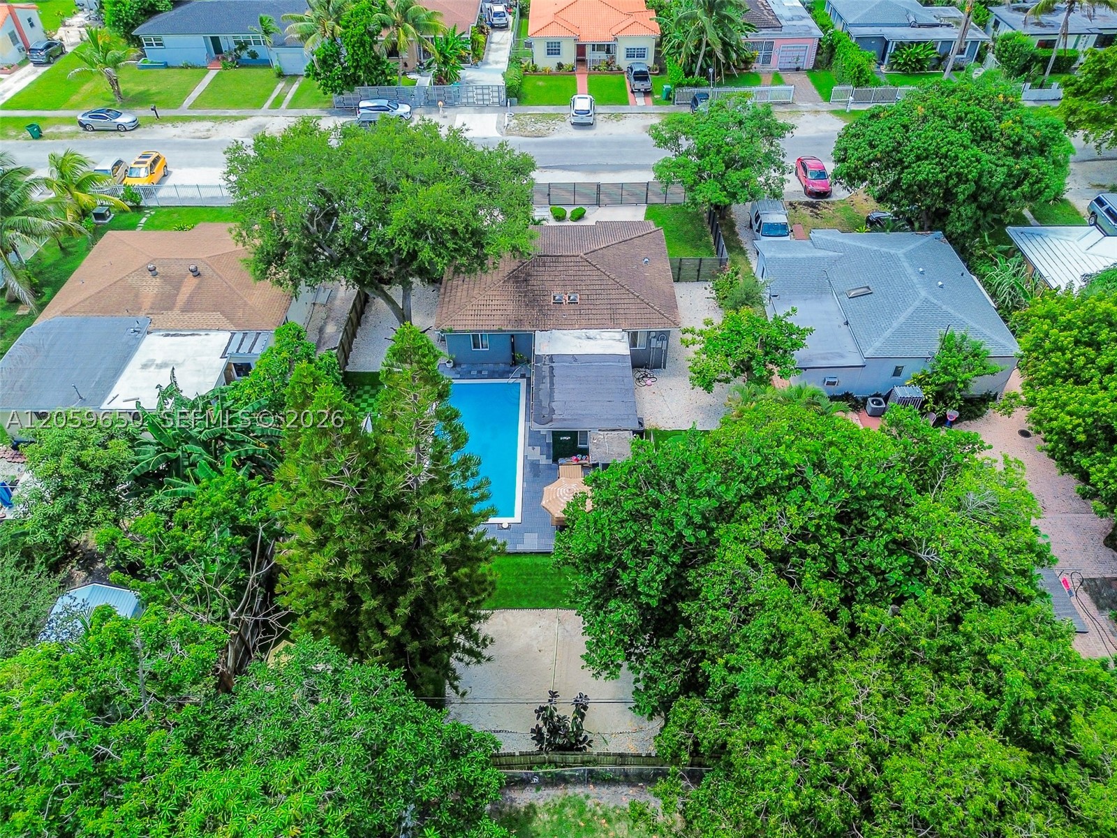 LA PALOMA - Residential