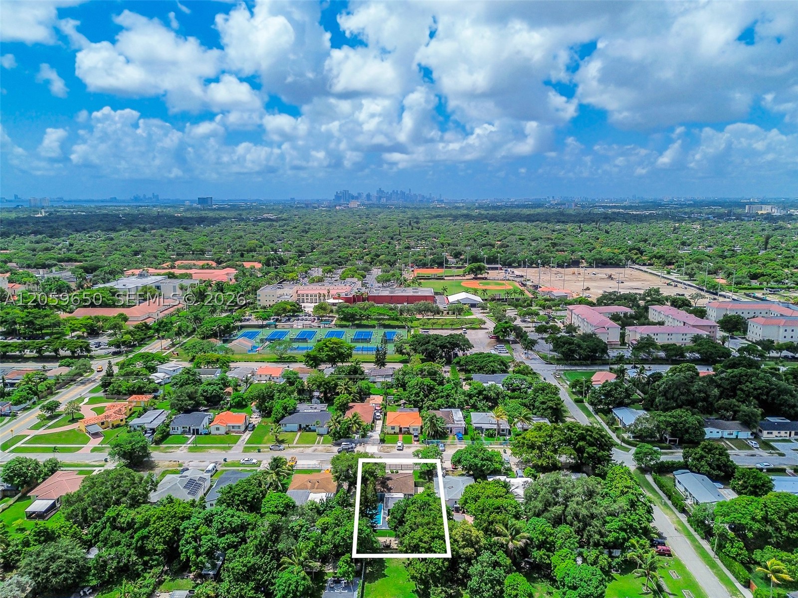 LA PALOMA - Residential