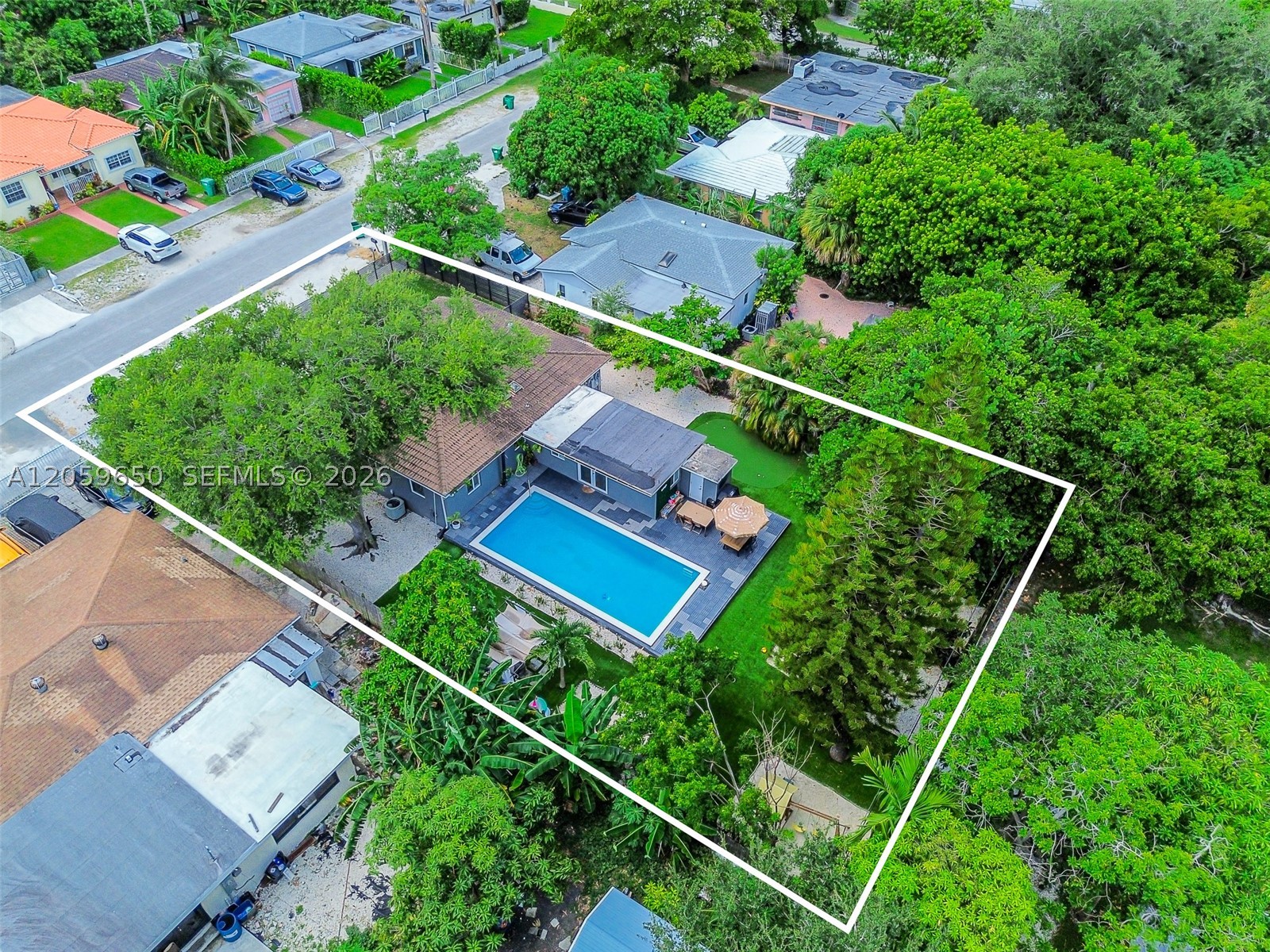 LA PALOMA - Residential