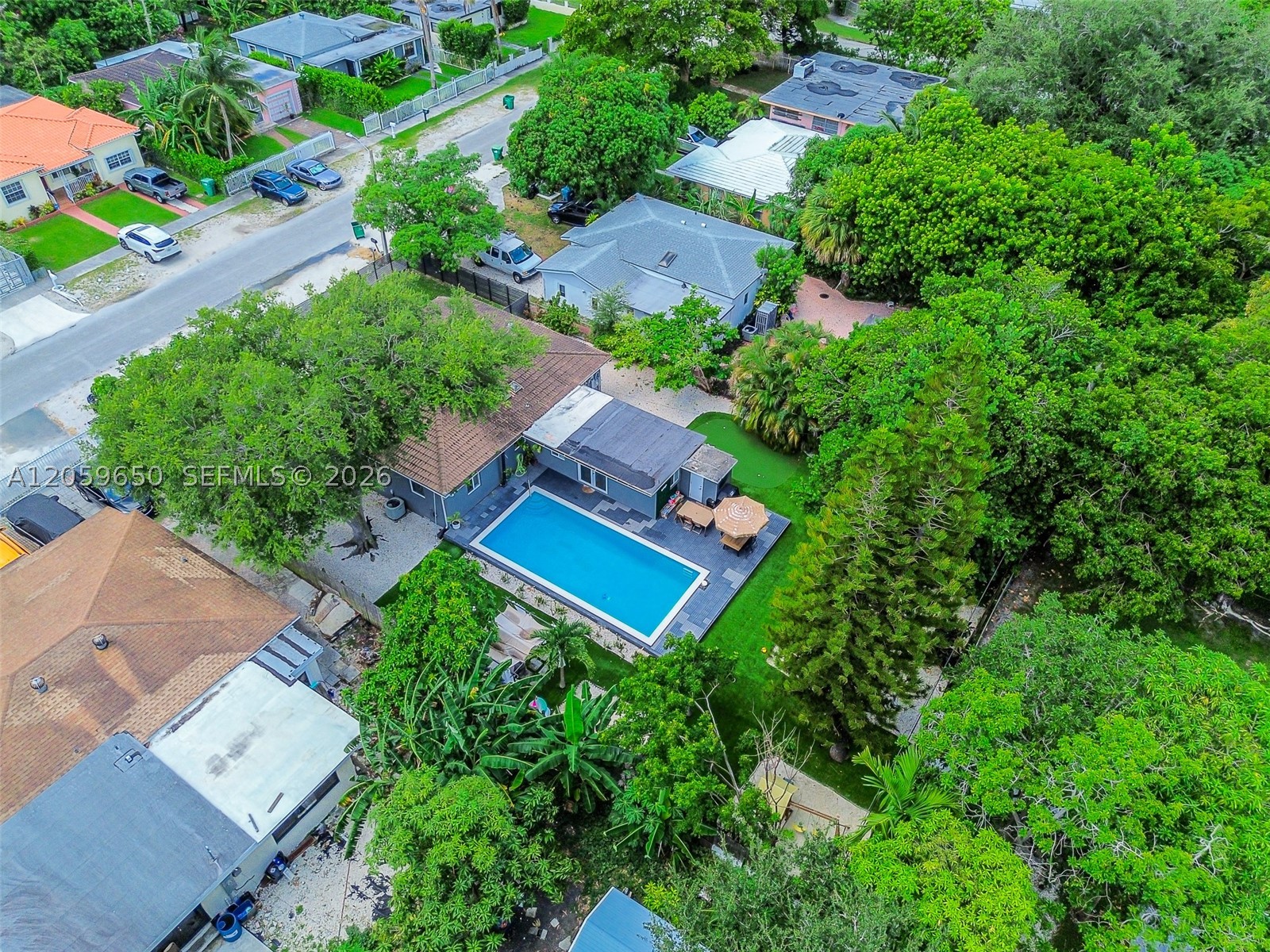 LA PALOMA - Residential