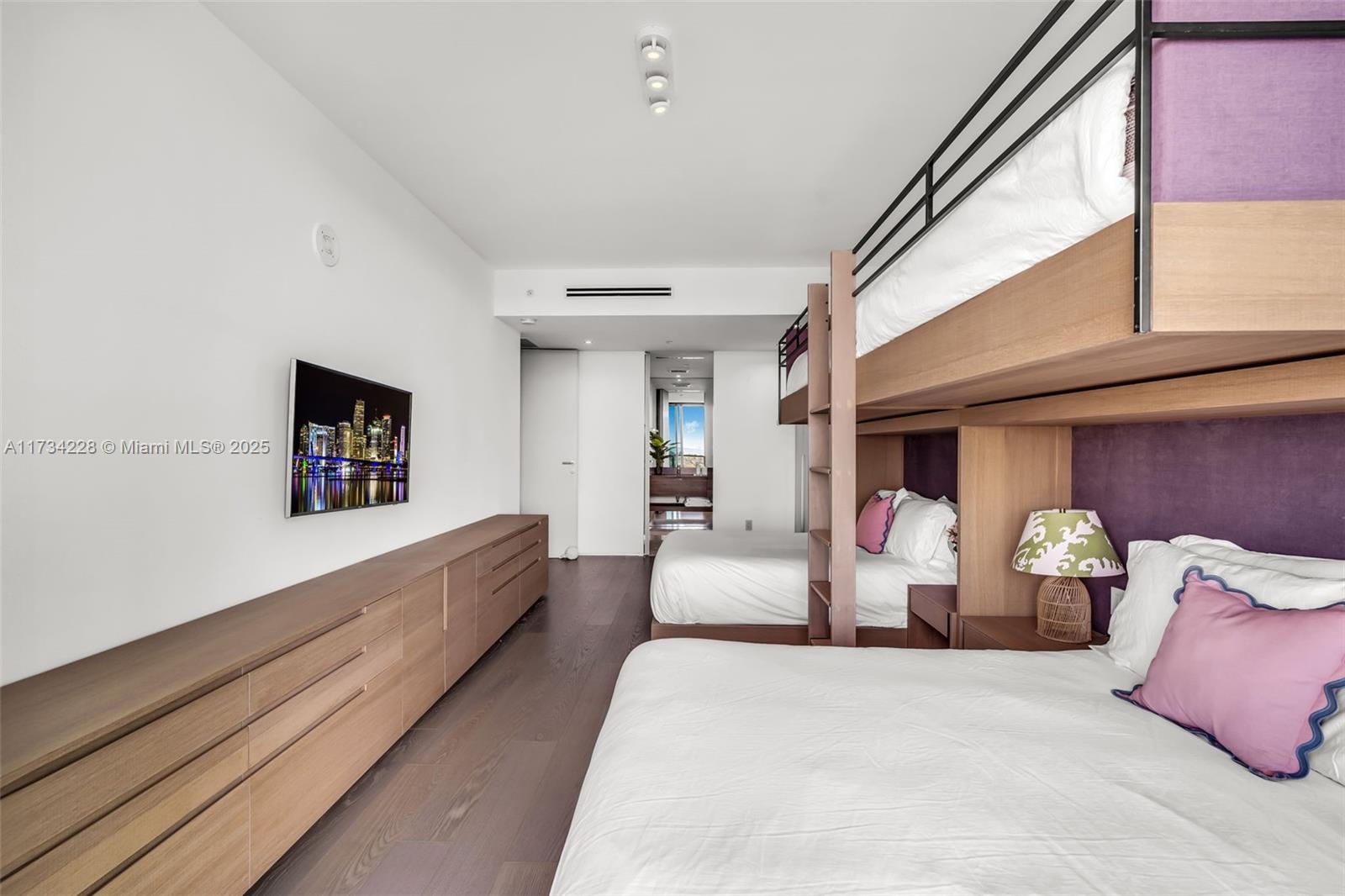 OCEANA KEY BISCAYNE CONDO - Residential