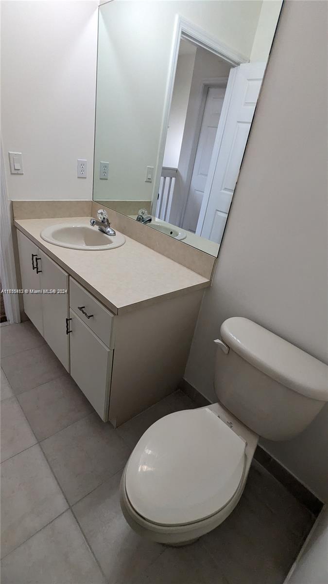 CENTURY GARDENS AT TAMIAM - Residential