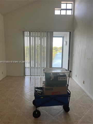 LAKE POINTE CONDOMINIUM N - Residential