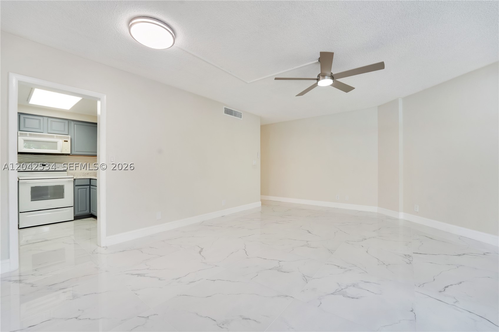 BREAKERS CONDOMINIUM - Residential Lease
