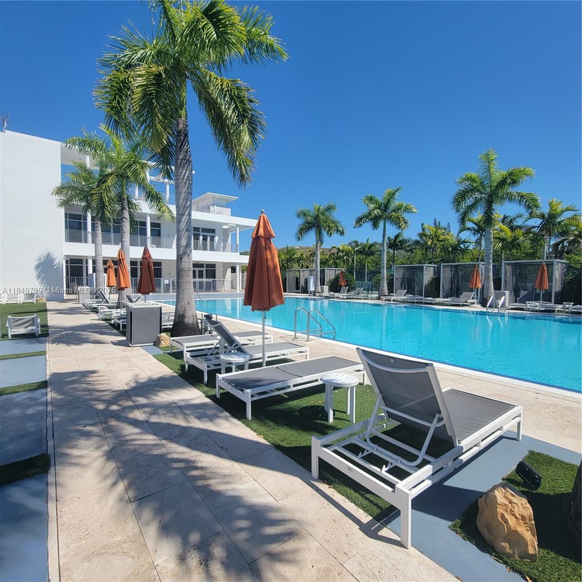 LANDMARK AT DORAL - Residential Lease