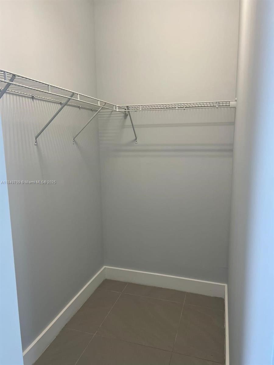 LANDMARK AT DORAL - Residential Lease