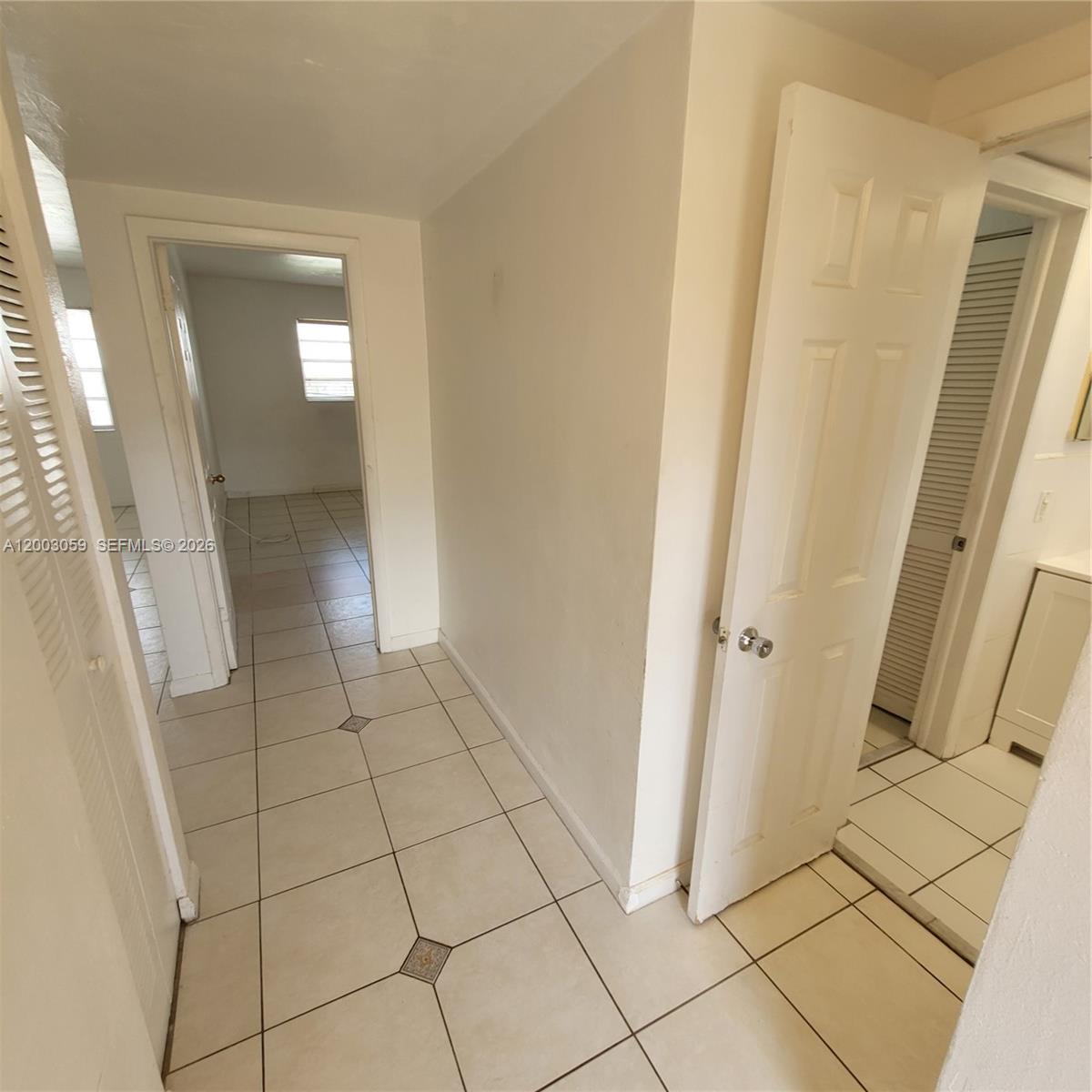 BISCAYNE PARK TERRACE CON - Residential