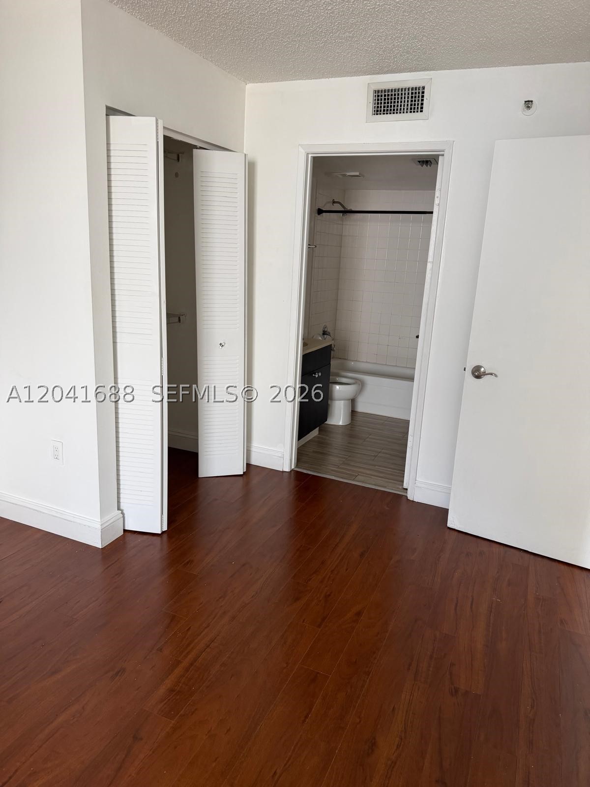 MADISON DOWNTOWN CONDO - Residential