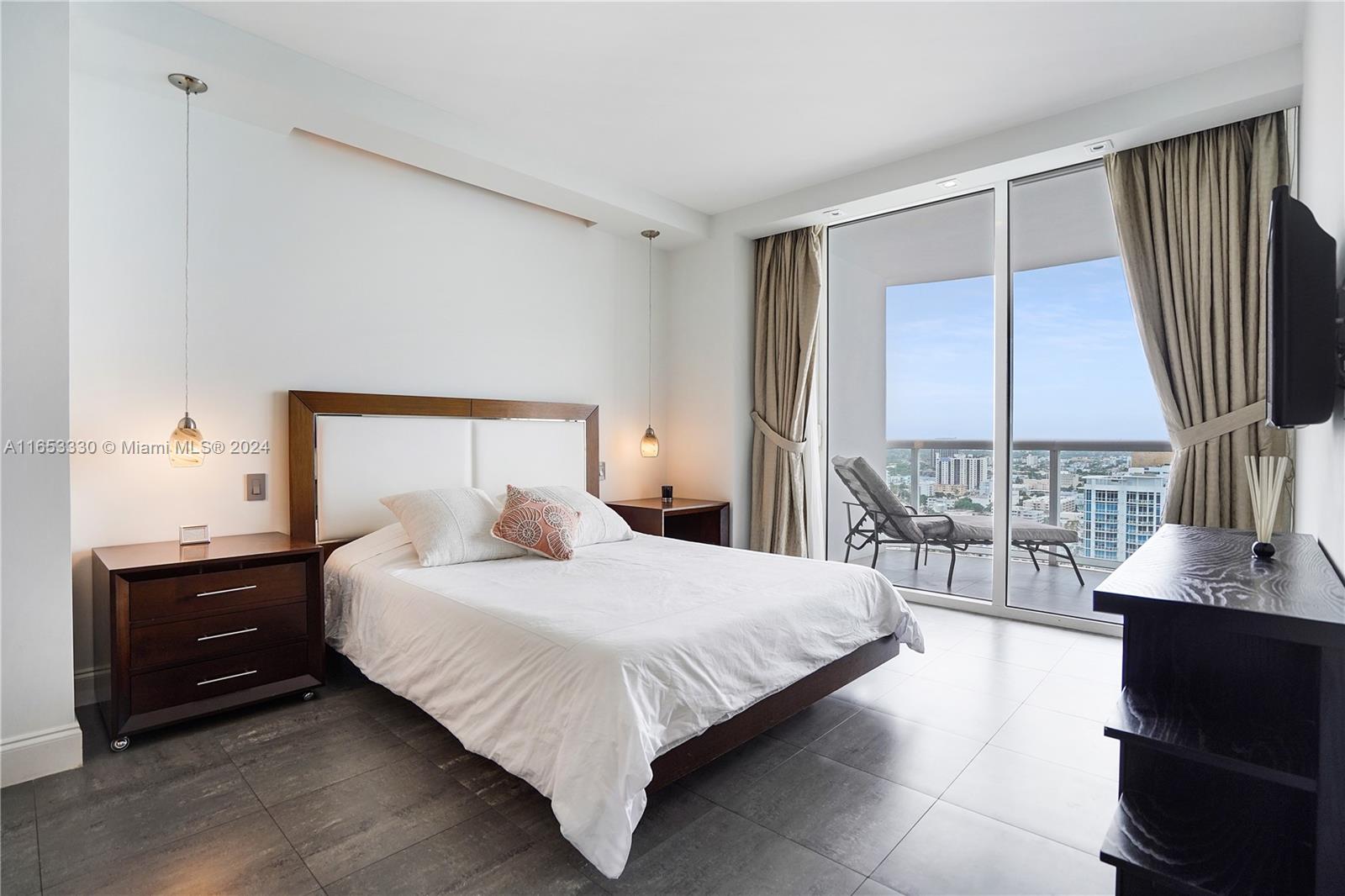 AKOYA CONDO - Residential Lease