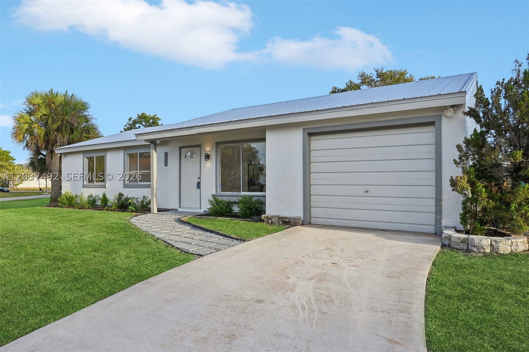PORT ST LUCIE SECTION 41 - Residential Lease