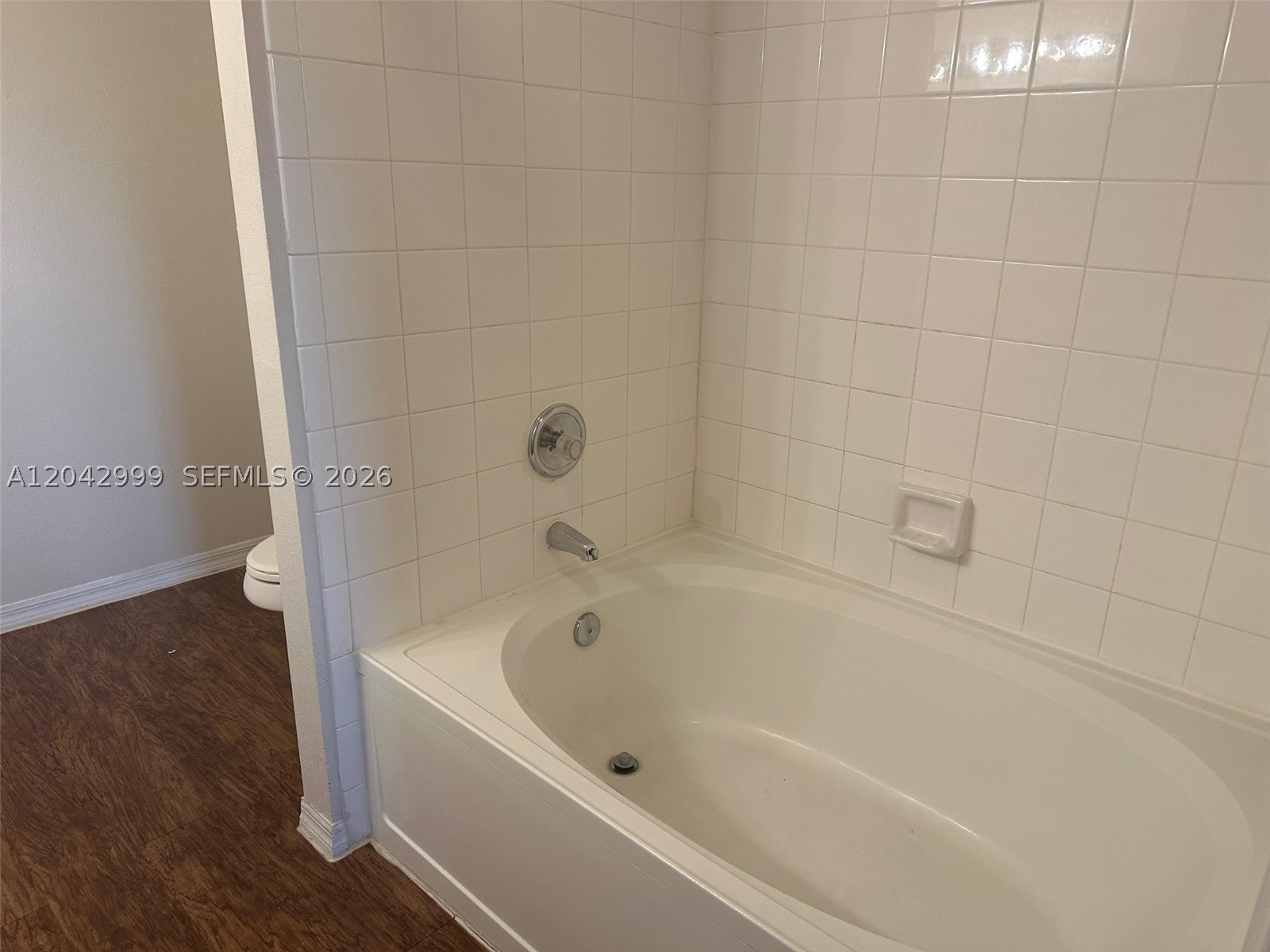 MARQUESA CONDO - Residential