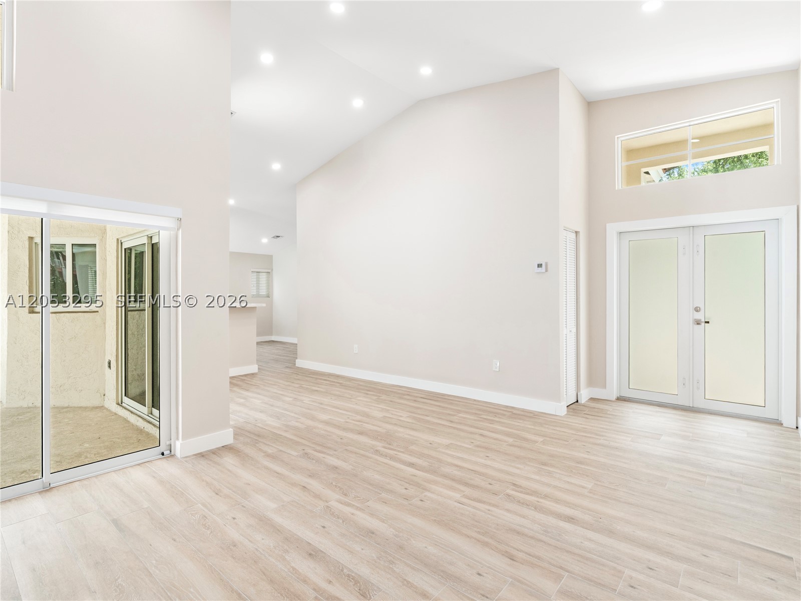 POINCIANA AT OAKS LANDING - Residential Lease