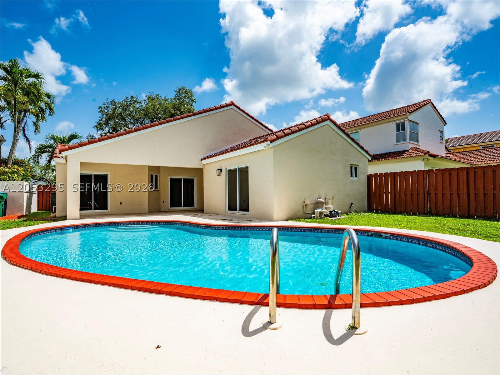 POINCIANA AT OAKS LANDING - Residential Lease