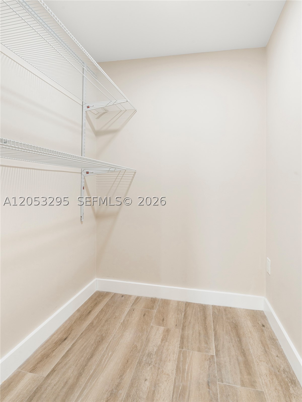 POINCIANA AT OAKS LANDING - Residential Lease
