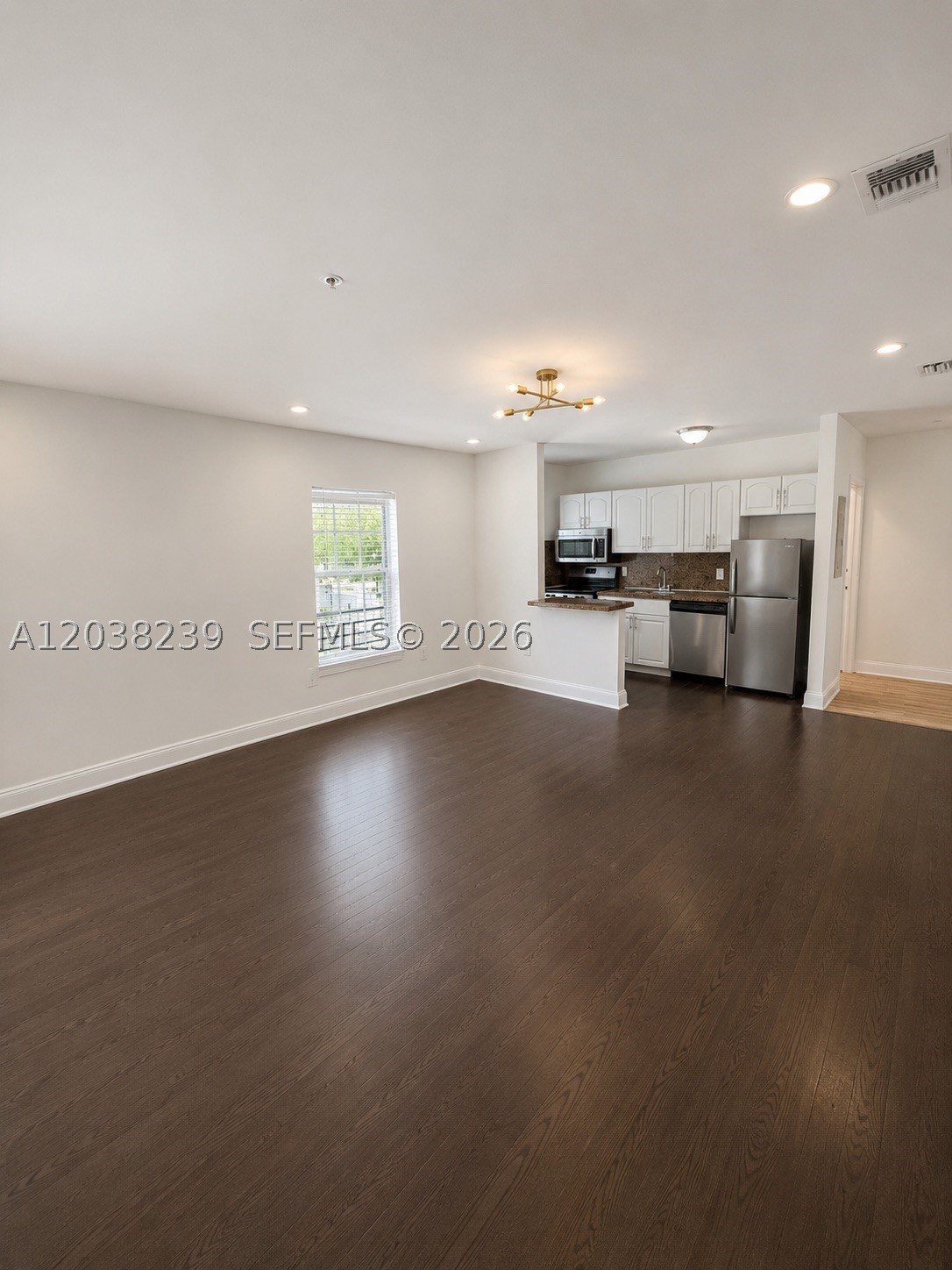 ESPANOLA VILLAS 1ST ADDN - Residential Lease