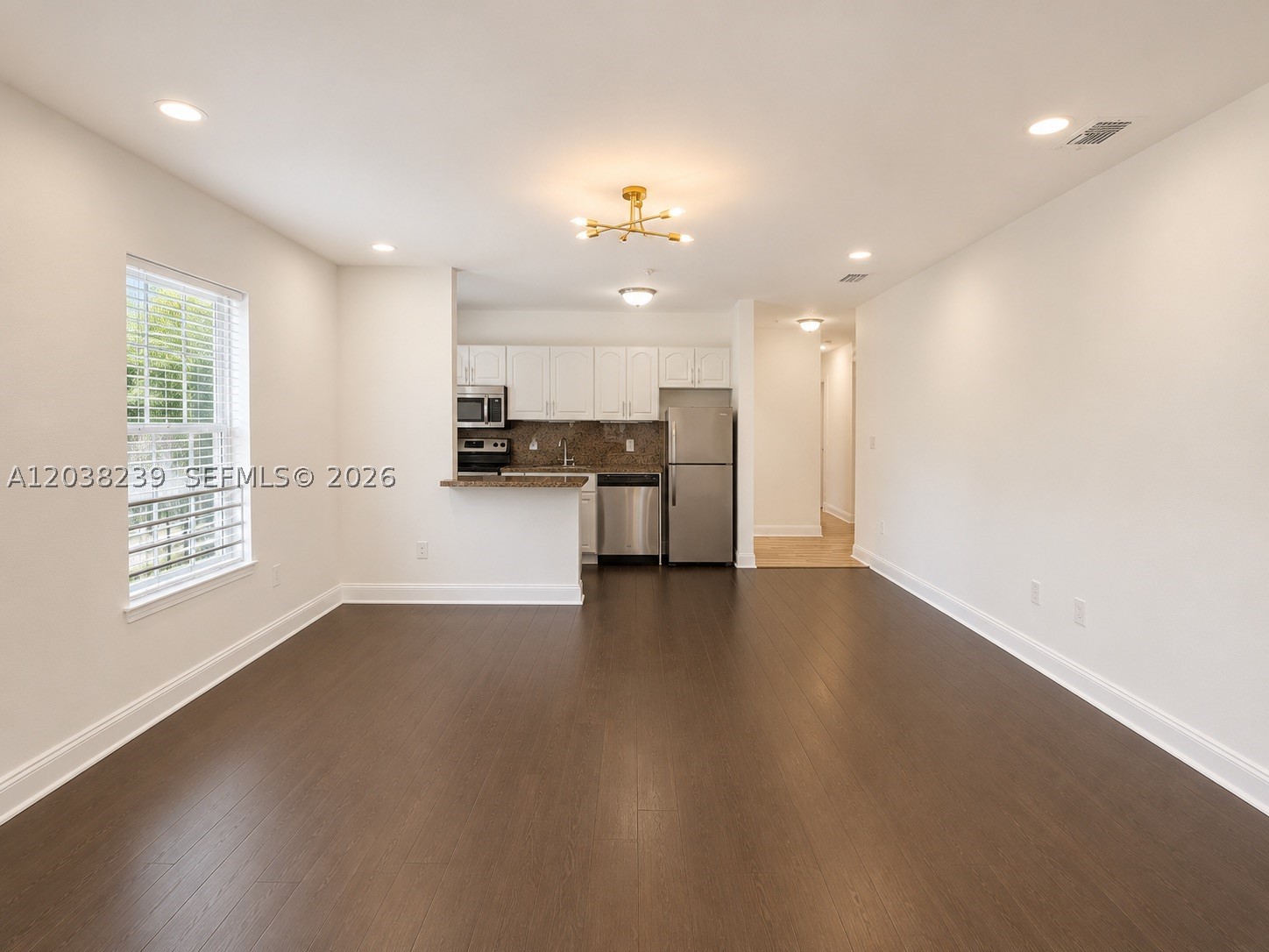 ESPANOLA VILLAS 1ST ADDN - Residential Lease