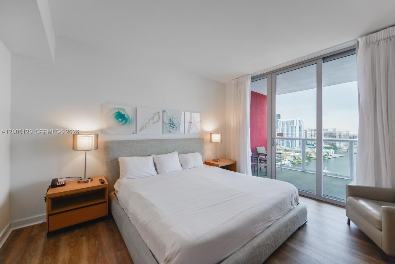 BEACHWALK CONDOMINIUM - Residential