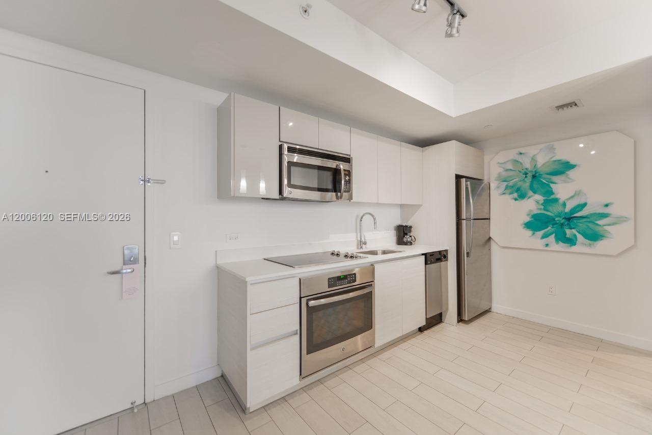 BEACHWALK CONDOMINIUM - Residential