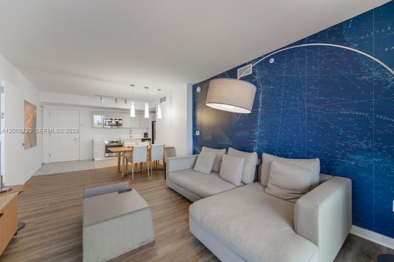 BEACHWALK CONDOMINIUM - Residential