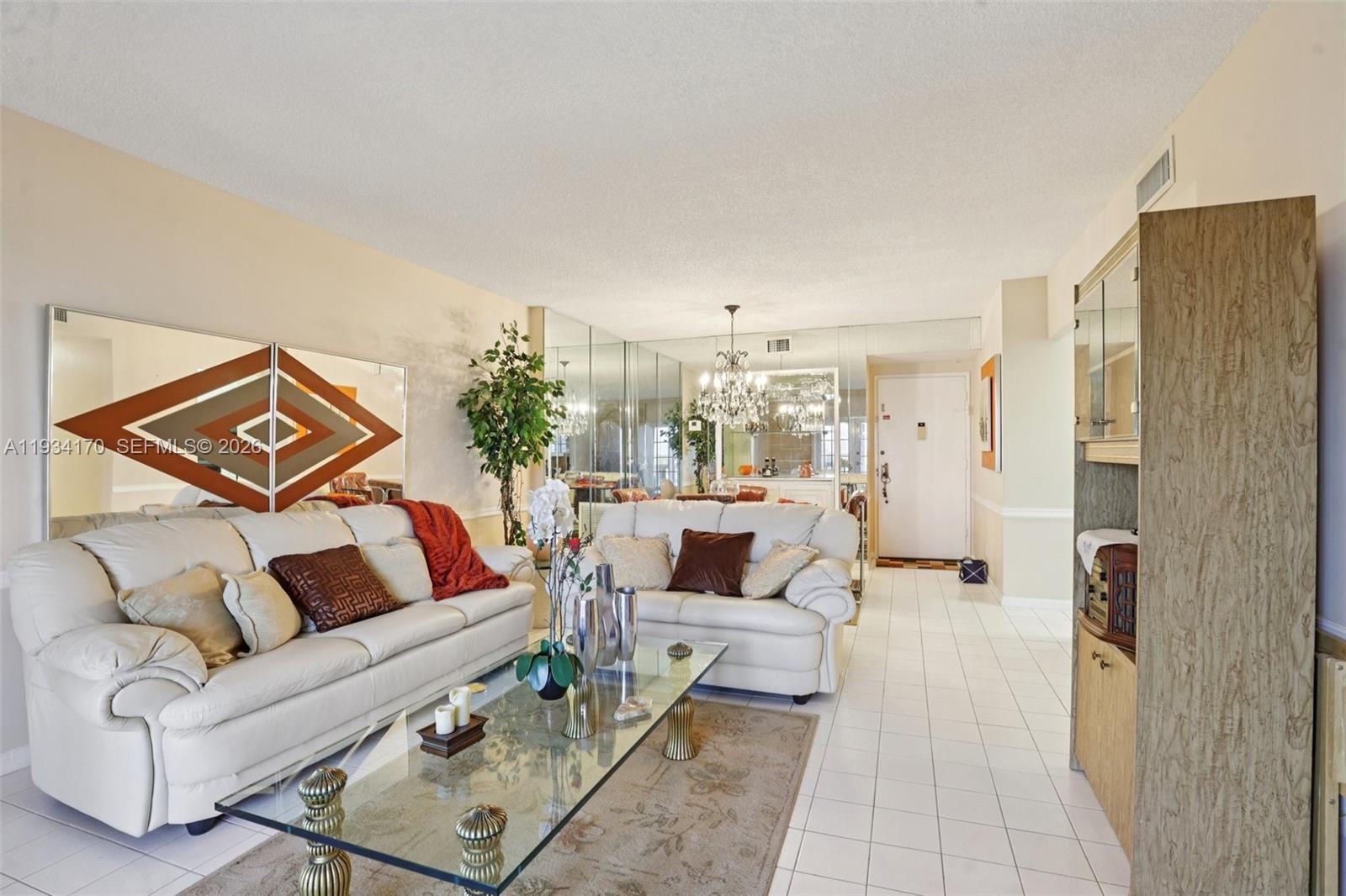 HILLCREST EAST NO 22 COND - Residential