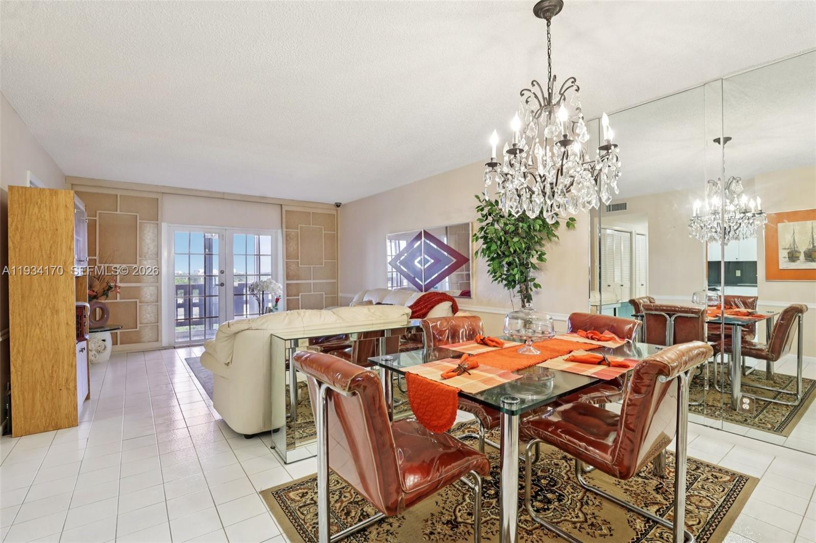 HILLCREST EAST NO 22 COND - Residential
