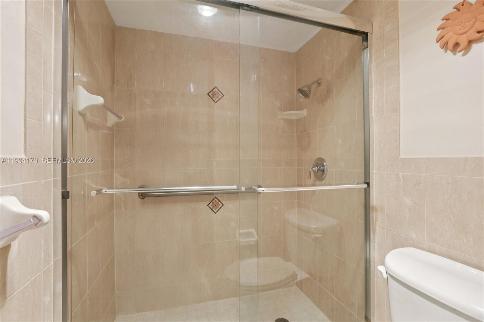 HILLCREST EAST NO 22 COND - Residential