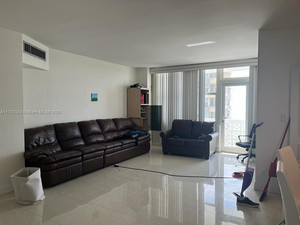 MIMOSA CONDO - Residential