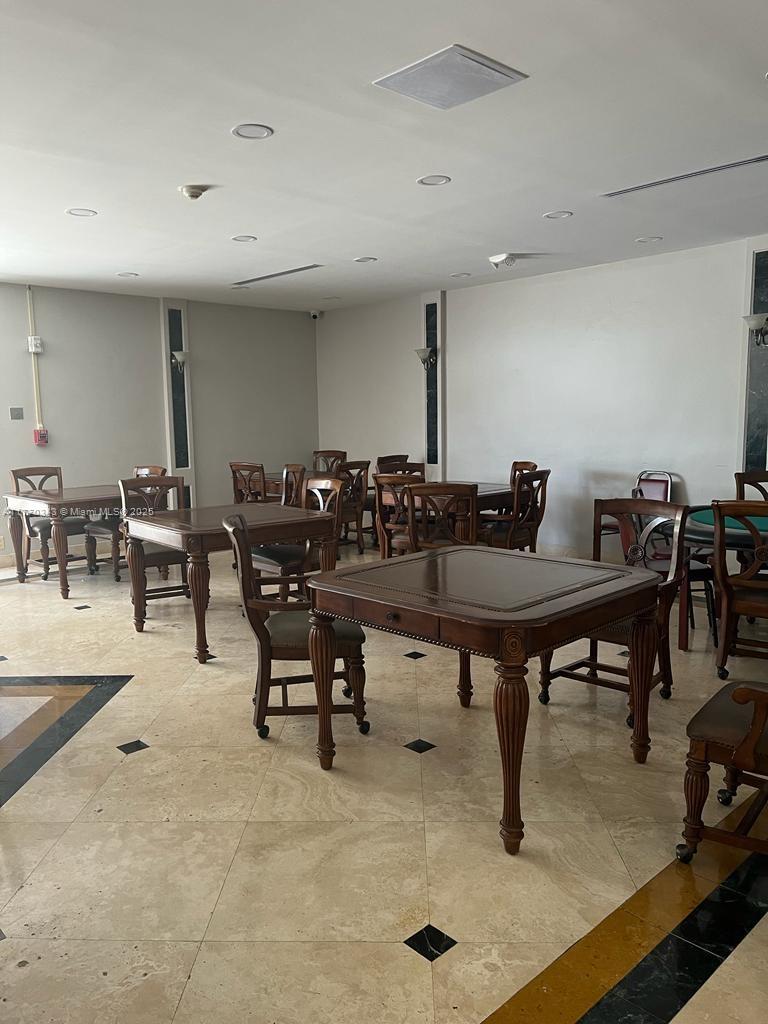 MIMOSA CONDO - Residential