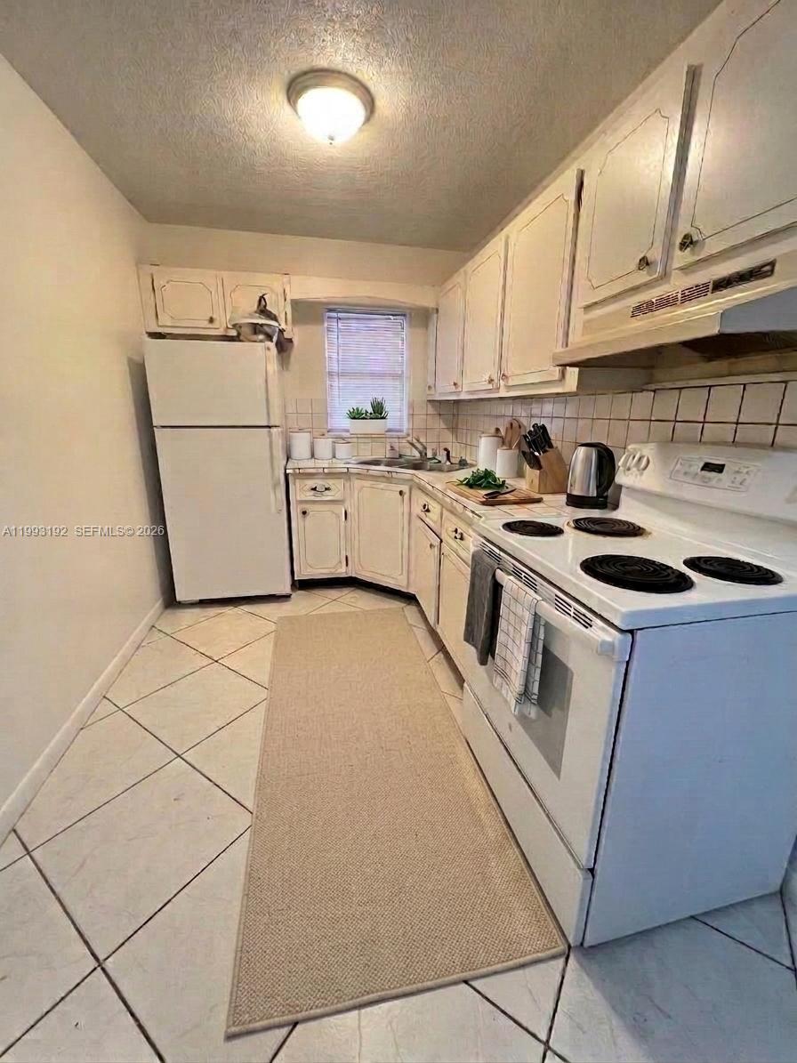 RODMAN OF HOLLYWOOD CONDO - Residential