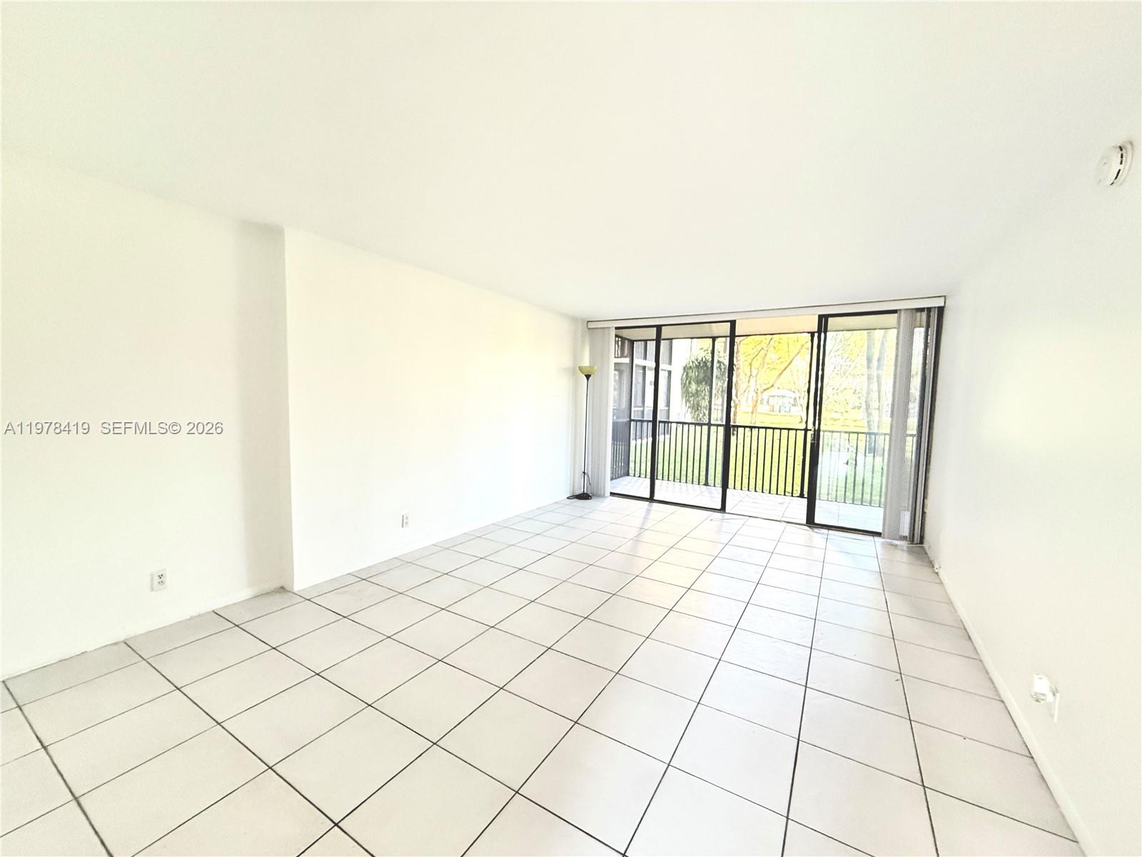 BRAVURA I CONDO - Residential