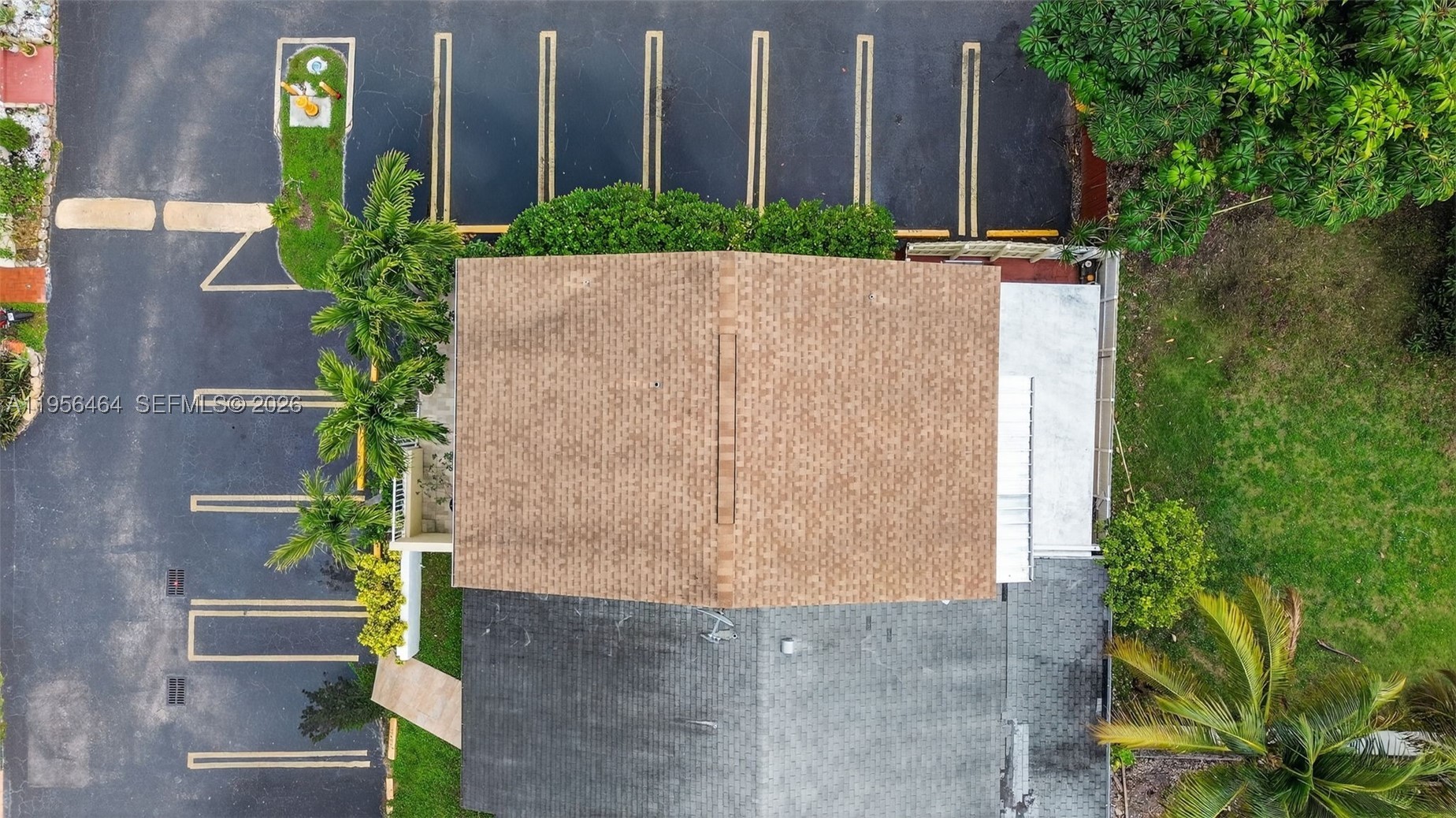TWIN HOMES VILLAGE II CON - Residential