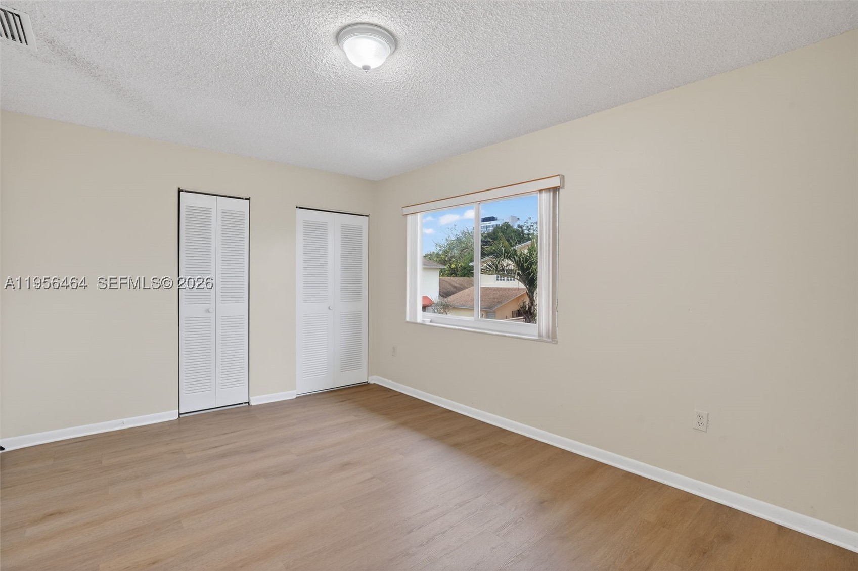 TWIN HOMES VILLAGE II CON - Residential
