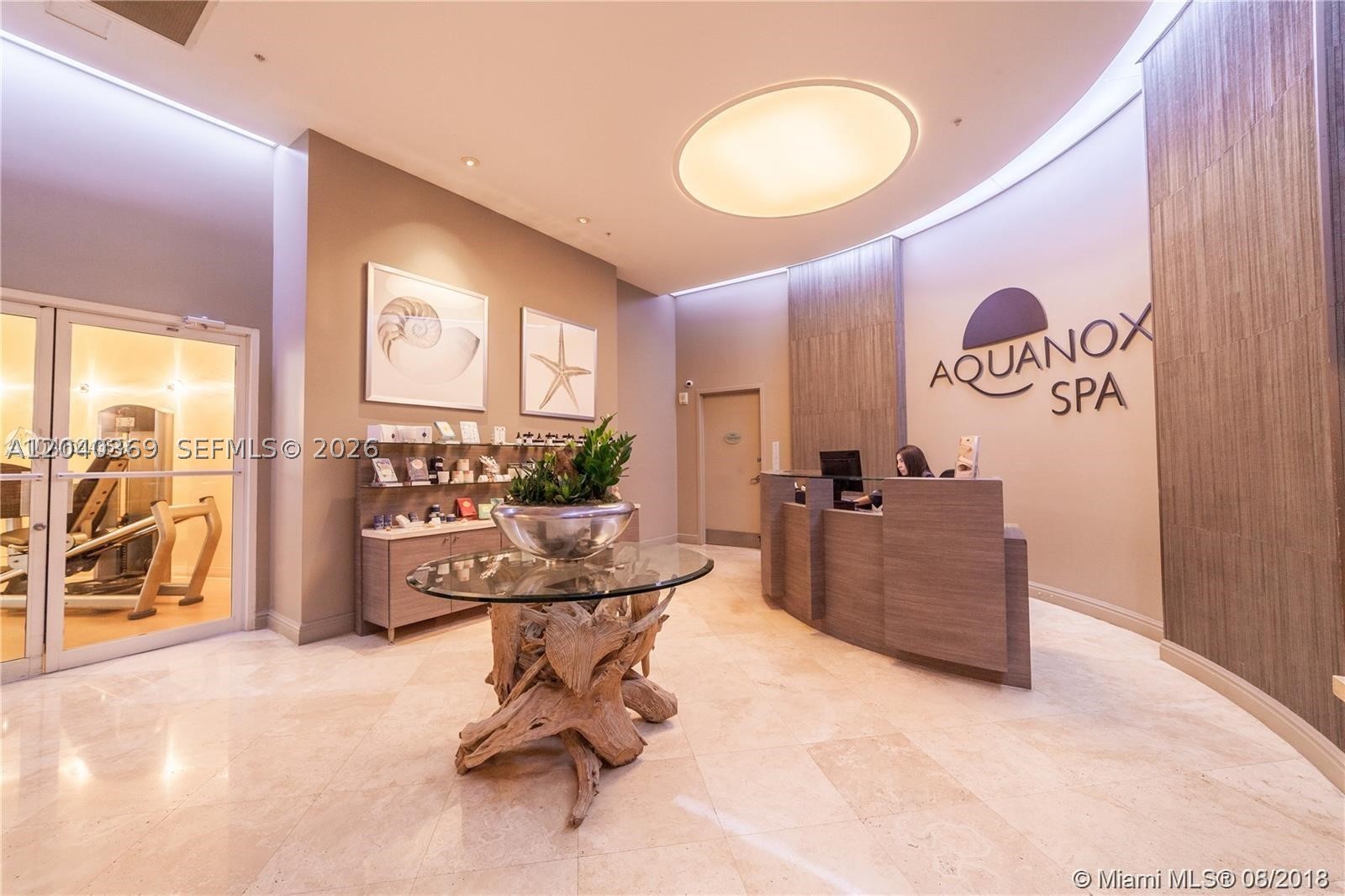 TRUMP INTERNATIONAL SONES - Residential