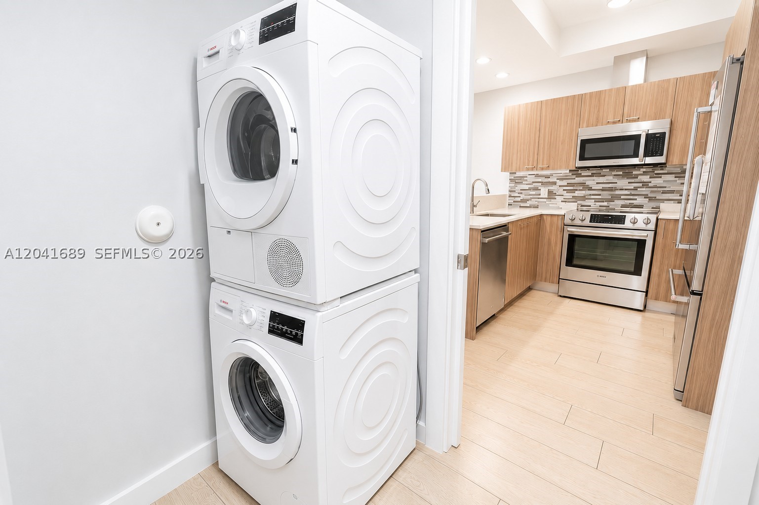 D GEMS CONDO - Residential Lease