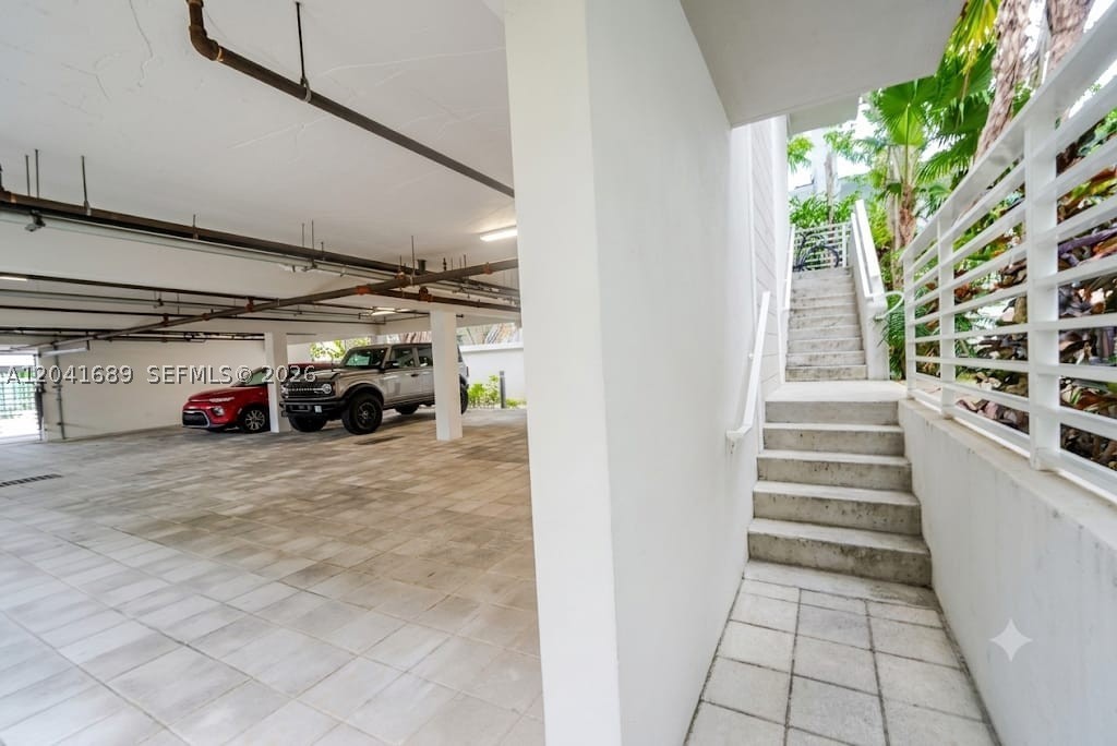 D GEMS CONDO - Residential Lease