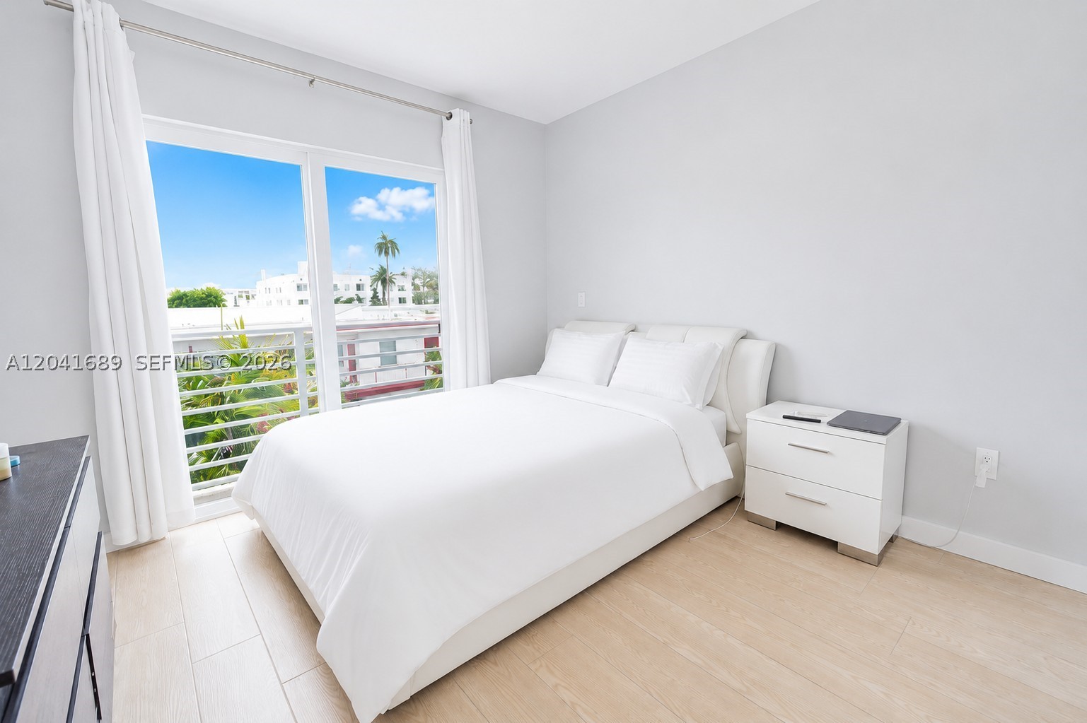 D GEMS CONDO - Residential Lease
