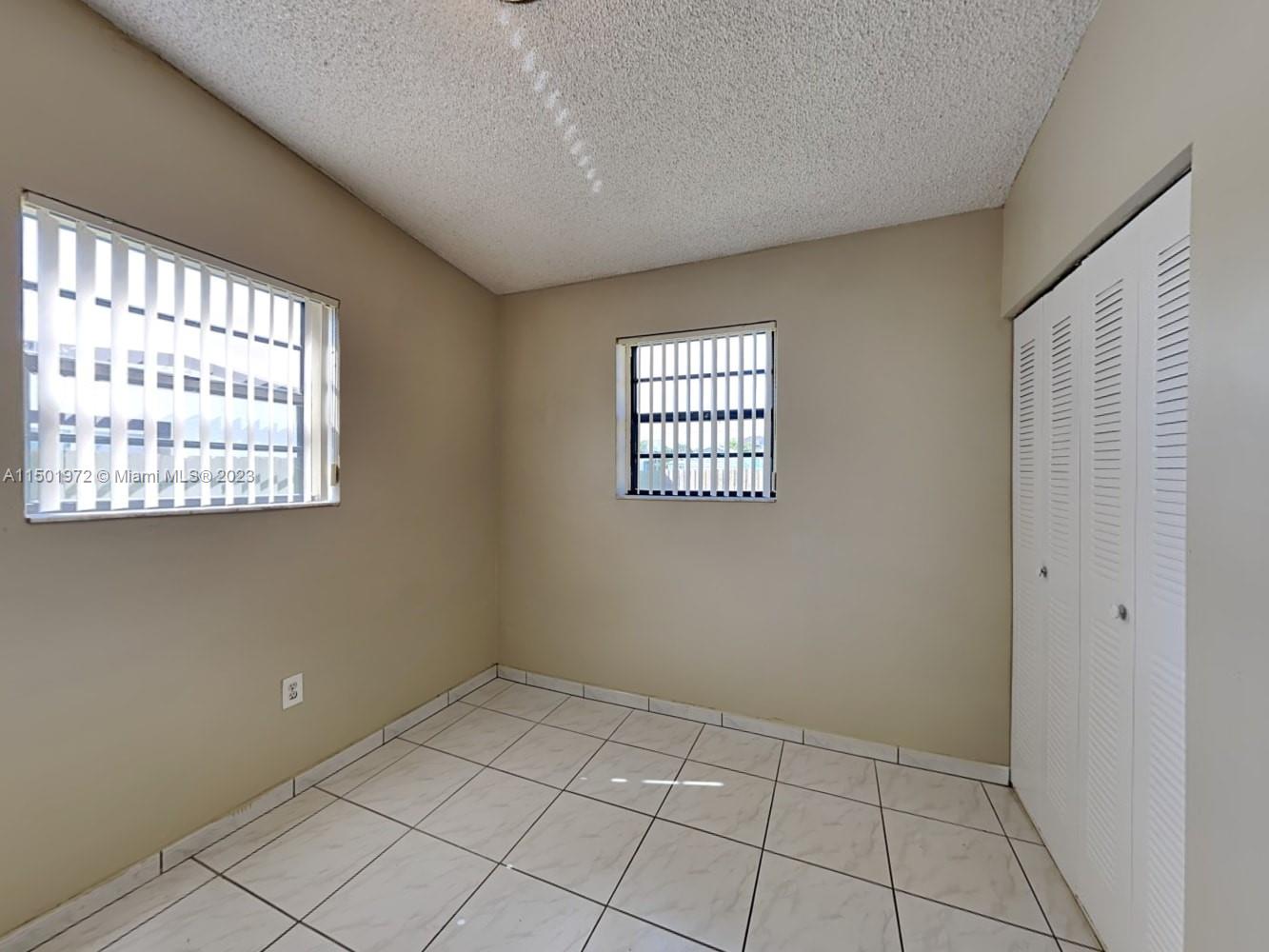 TROPICAL GARDENS ESTATES - Residential Lease
