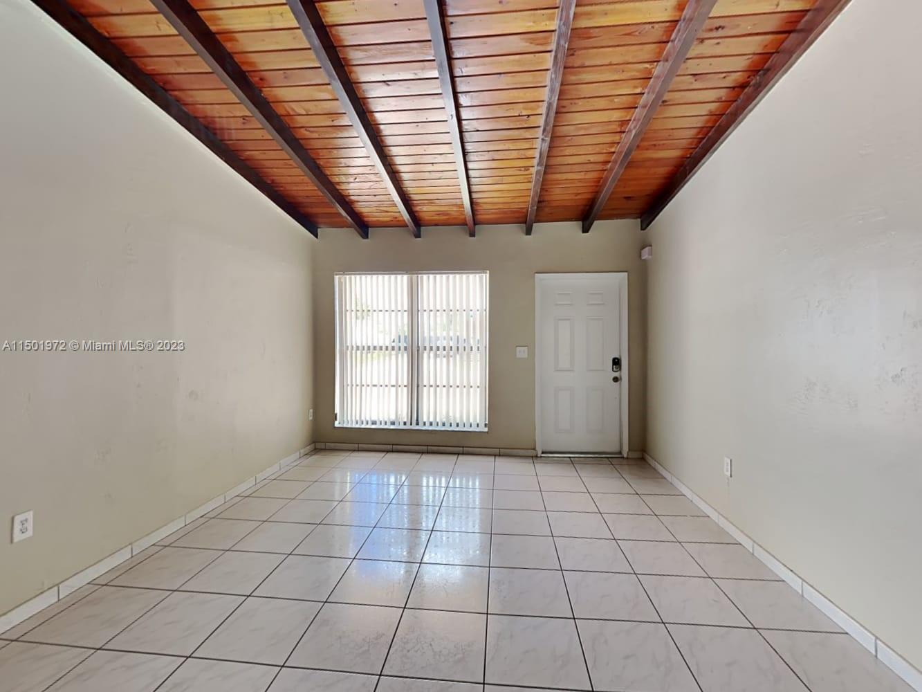 TROPICAL GARDENS ESTATES - Residential Lease
