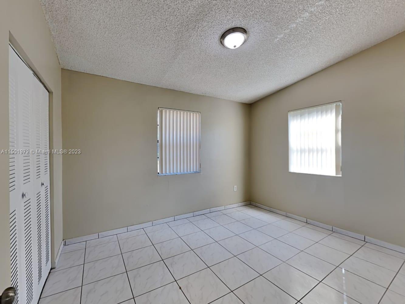 TROPICAL GARDENS ESTATES - Residential Lease