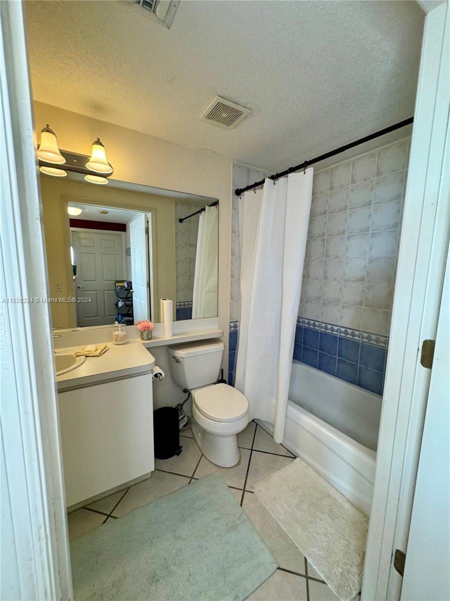 CORAL PLAZA OF MIAMI COND - Residential