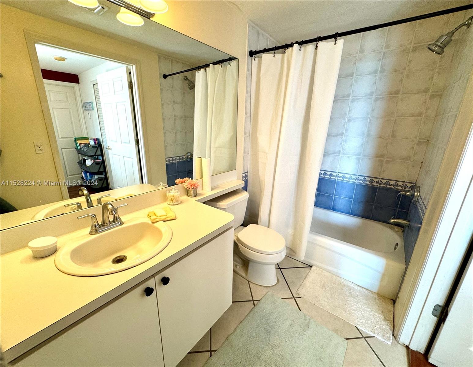 CORAL PLAZA OF MIAMI COND - Residential
